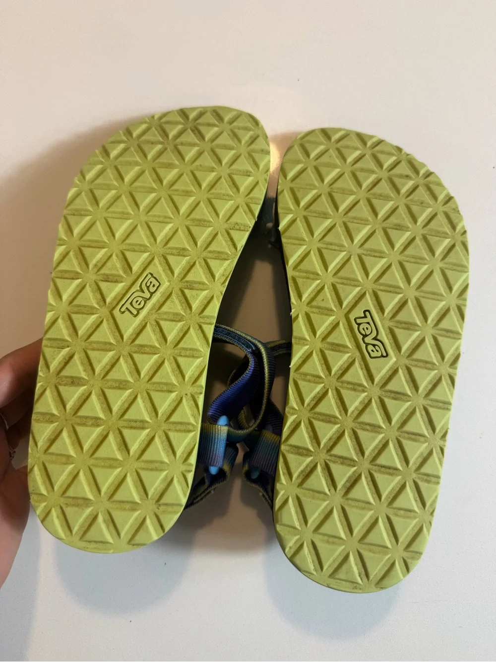 Teva comfortable kids
